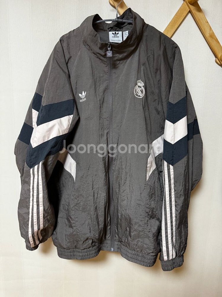 아디다스 레알마드리드 트랙탑 한국사이즈 3XL 팝니다.--0