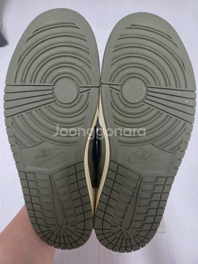 스캇 레트로 로우 OG SP 리버스 올리브 275--3