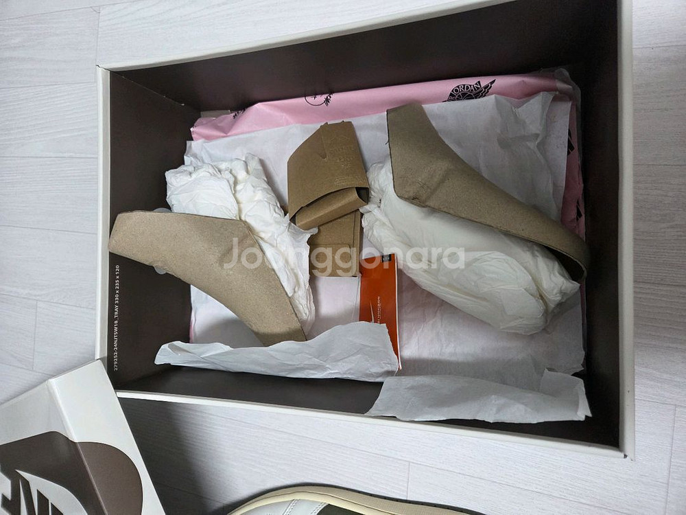 스캇 레트로 로우 OG SP 리버스 올리브 275--5