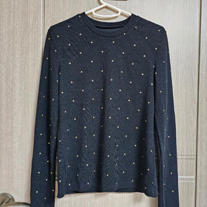 예쁜 재질짱짱 블랙티셔츠(새거) 저렴하게