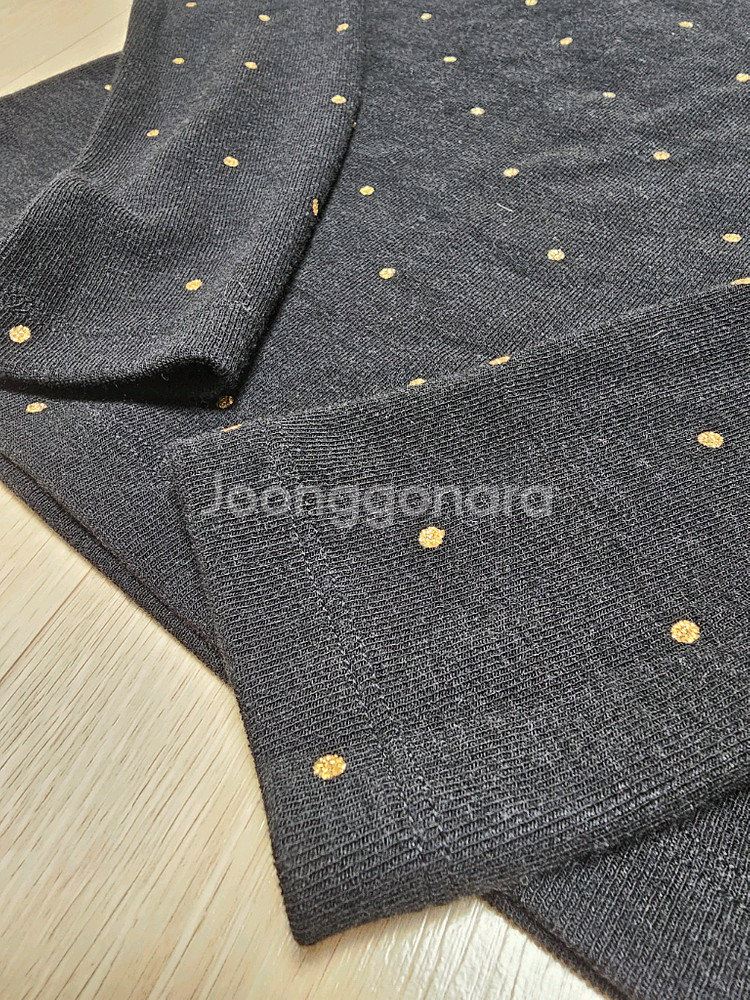 예쁜 재질짱짱 블랙티셔츠(새거) 저렴하게--3