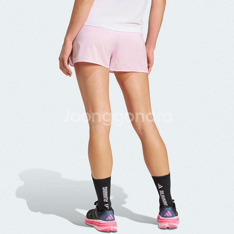 아디다스 오운더런 러닝 쇼츠 S사이즈--1