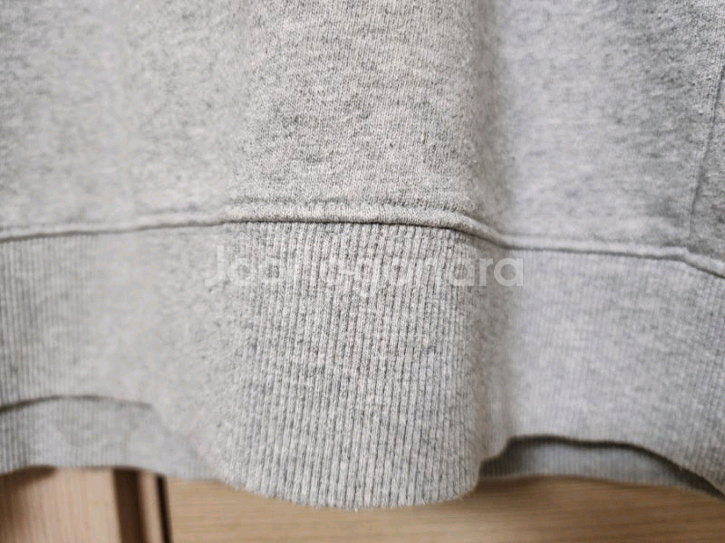 브이넥맨투맨--4