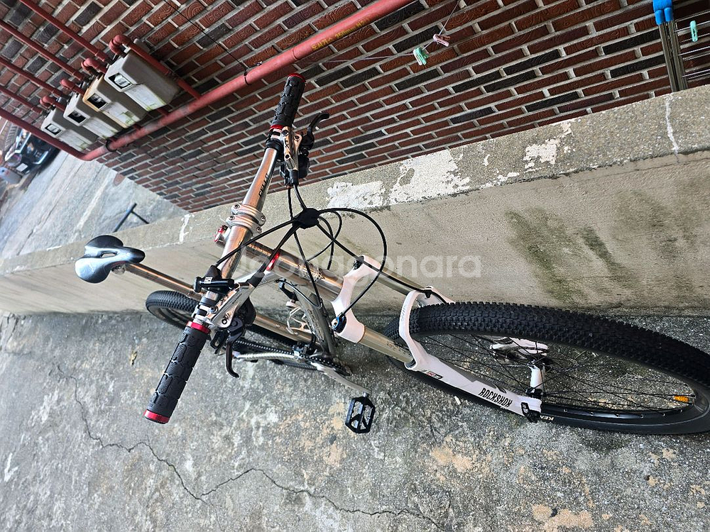 실버라도 90. 티타늄MTB 18.5사이즈--1