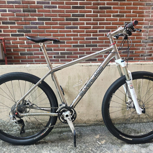 실버라도 90. 티타늄MTB 18.5사이즈