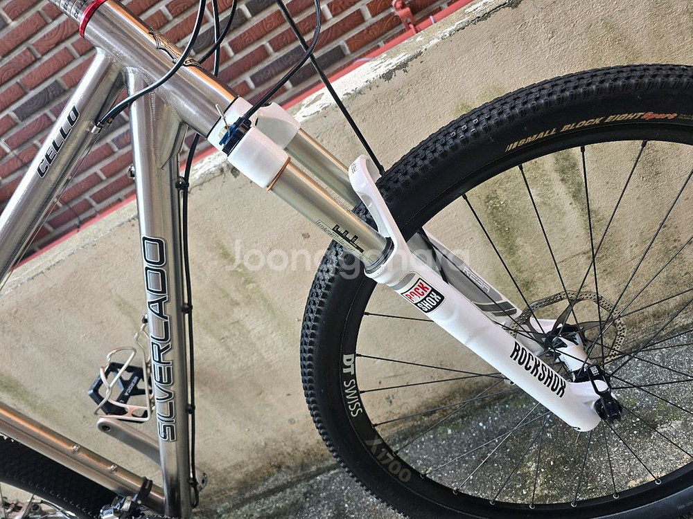 실버라도 90. 티타늄MTB 18.5사이즈--2