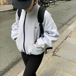 어그스트 후리스 점퍼 (스카이블루)