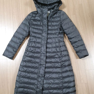 지스튜디오 경량 롱 구스다운 55 사이즈 거의 새 옷