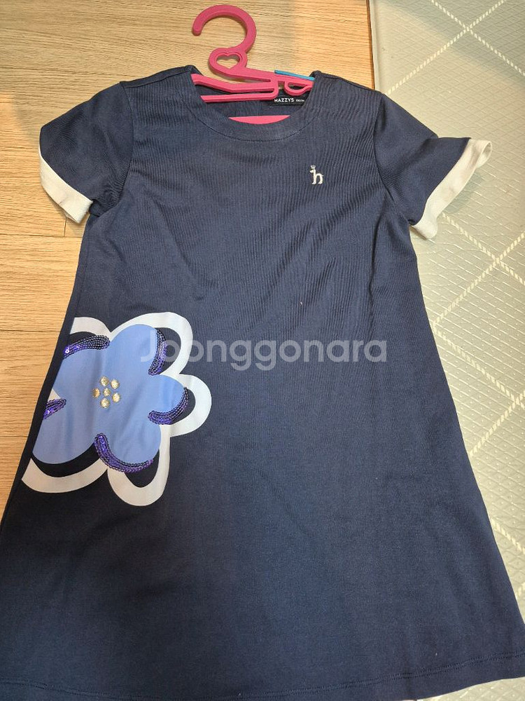 헤지스 여아 네이비 꽃무늬 원피스,닥스키즈블라우스--0