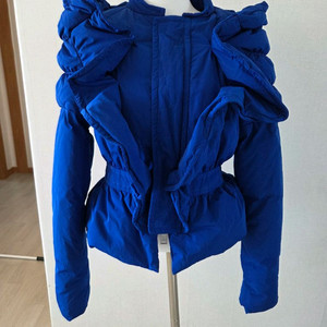 디스퀘어드2 구스패딩 새상품