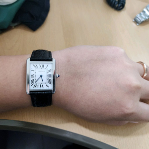 까르띠에 탱크 솔로 라지 L