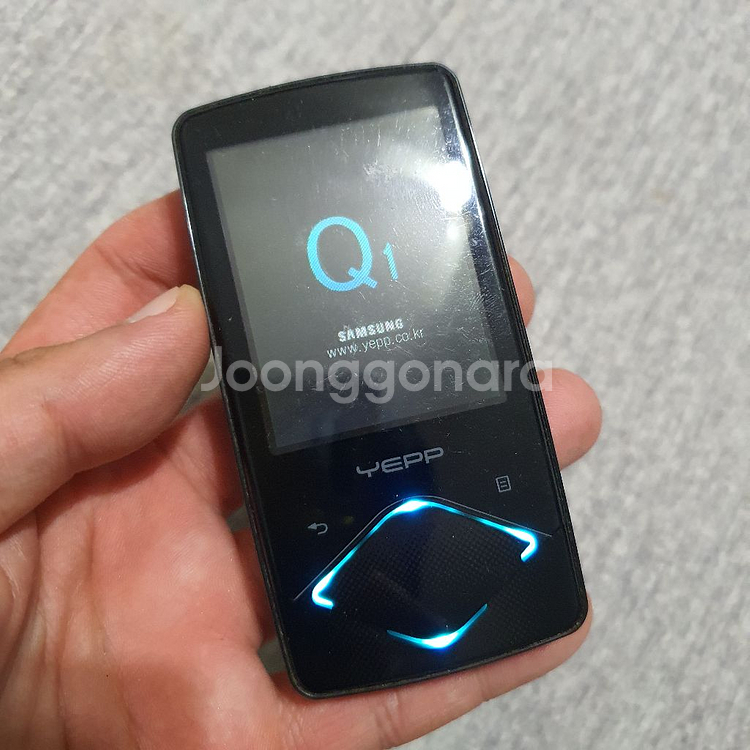 삼성 옙 YEPP YP-Q1 4기가 mp3 부품용--1