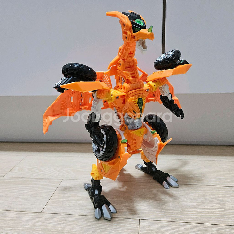 헬로카봇 골드렉스 판매합니다.--0