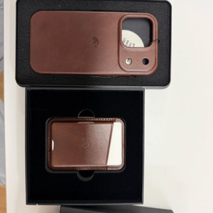 불스트랩 17 pro 가죽케이스, 카드지갑 판매합니다.