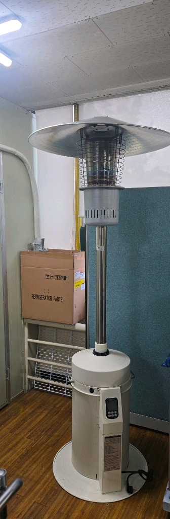 삿갓난로 대형 오일히터--1