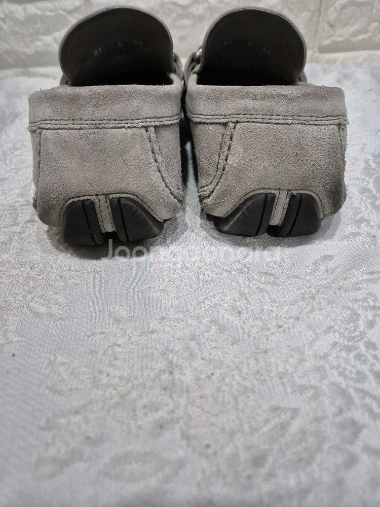 페라가모 SF로고 스웨이드 로퍼--4