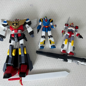 코토부키야 파이어제이데커 데커드 듀크 조립 도색품 팝니다