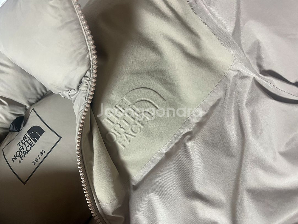 노스페이스 고어 눕시 다운 자켓 베이지 XS--3