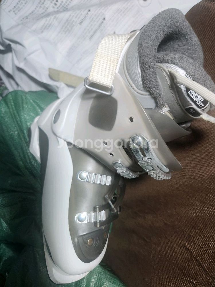 스키 부츠 고글 장갑 모자 일괄--2