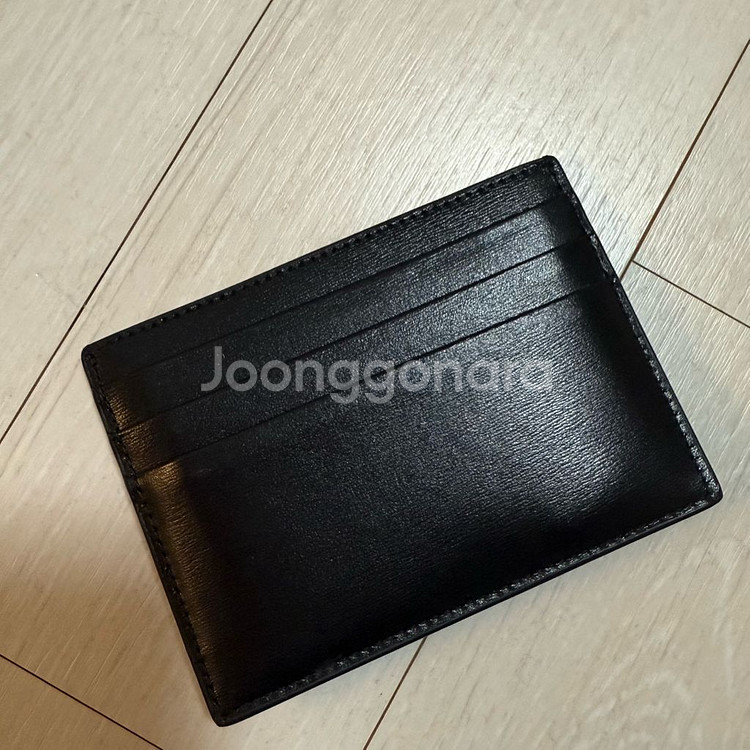 셀린느 트리옹프 카드지갑 검정 금장 풀박 깨끗--5