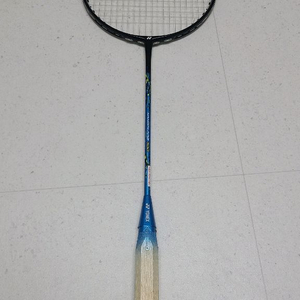 요넥스 나노플레어700 배드민턴라켓