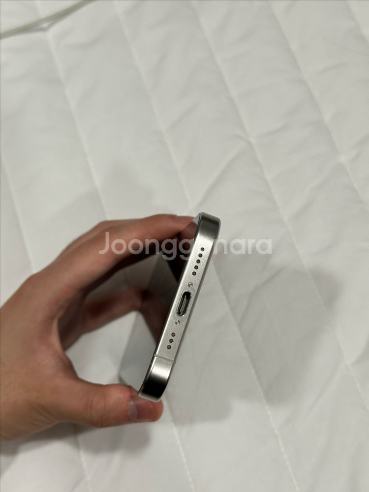 아이폰 15 Pro 256GB, 배터리 100%--3