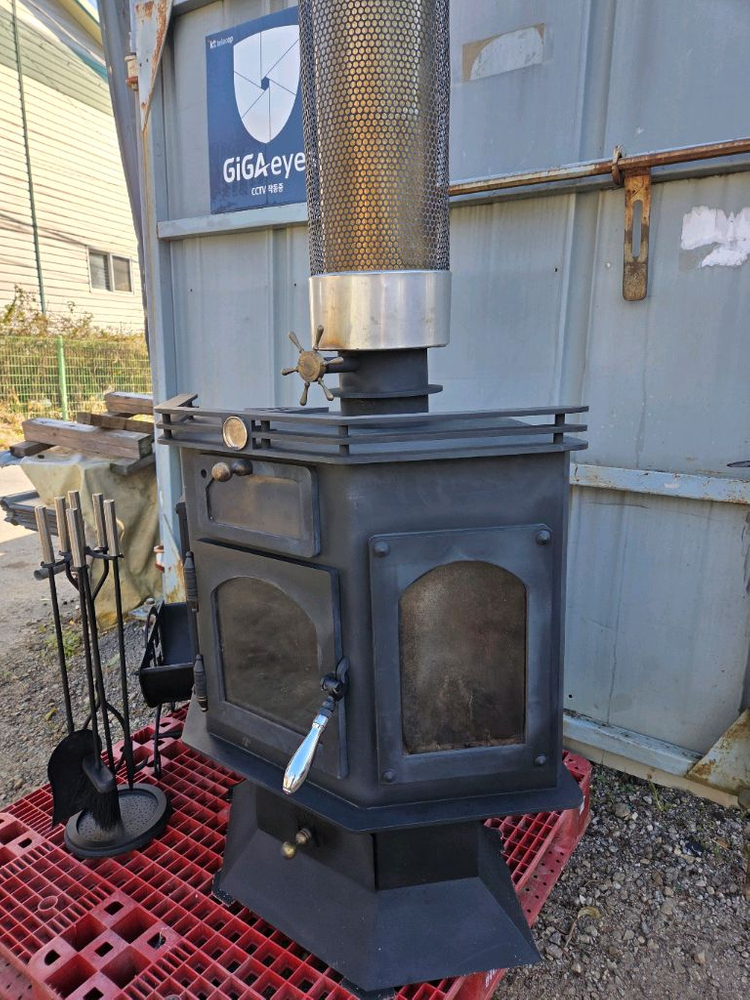 명품. 벽난로. 화목난로. 이미지