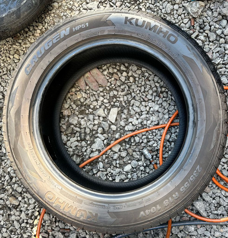 235 55 18금호중고타이어2개2355518--2