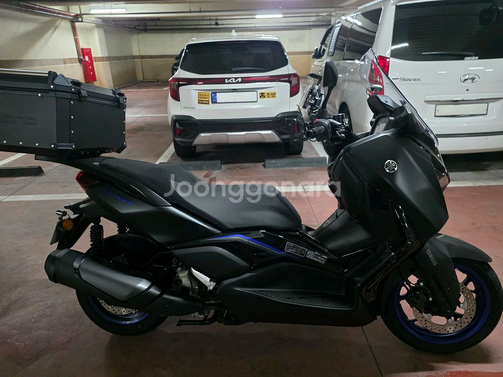 야마하 XMAX 300 2025--3