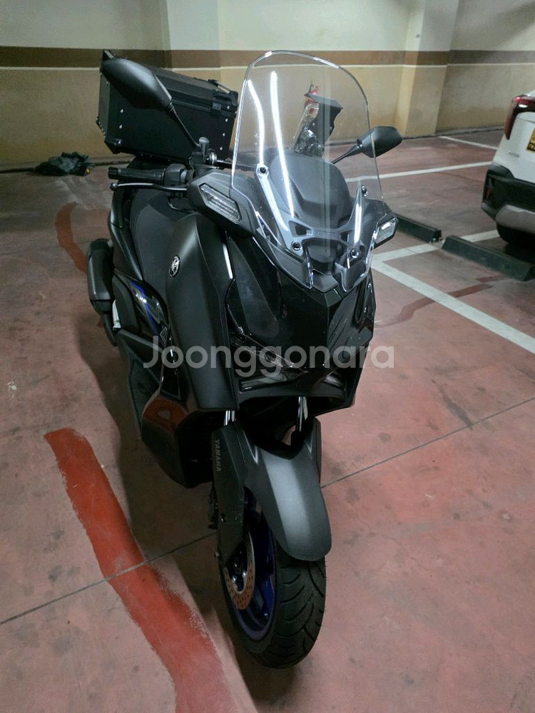 야마하 XMAX 300 2025--0