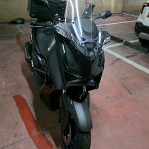 야마하 XMAX 300 2025