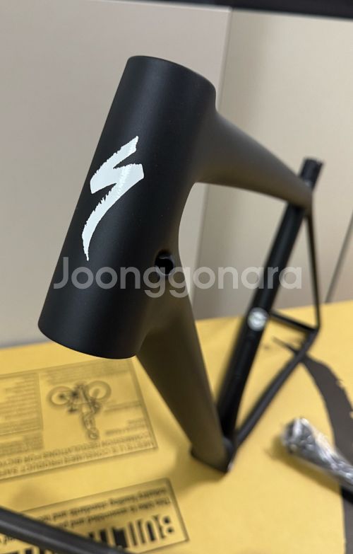 스페셜라이즈드 에스웍스 에이토스 54사이즈 블랙 도색 새제품--1