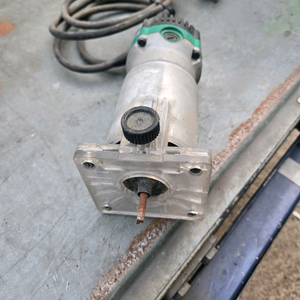 마끼다 전기트리머 530w