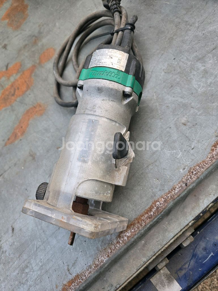 마끼다 전기트리머 530w--2