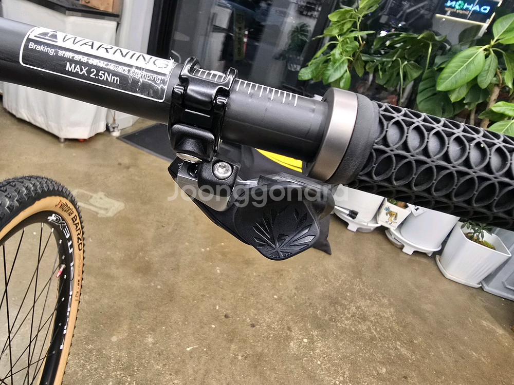 몬드래커 포디엄RR 카본 MTB자전거 M사이즈--7