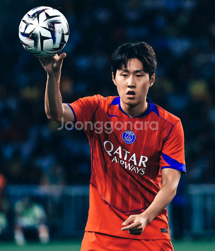 25-26 파리생제르망 써드킷 이강인 유니폼 M--7