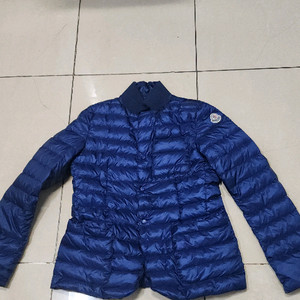 몽클레어 경량패딩 55 키즈12Y