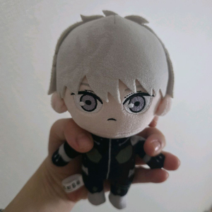 괴수 8호 굿즈 이치카와 레노 인형 팝니다