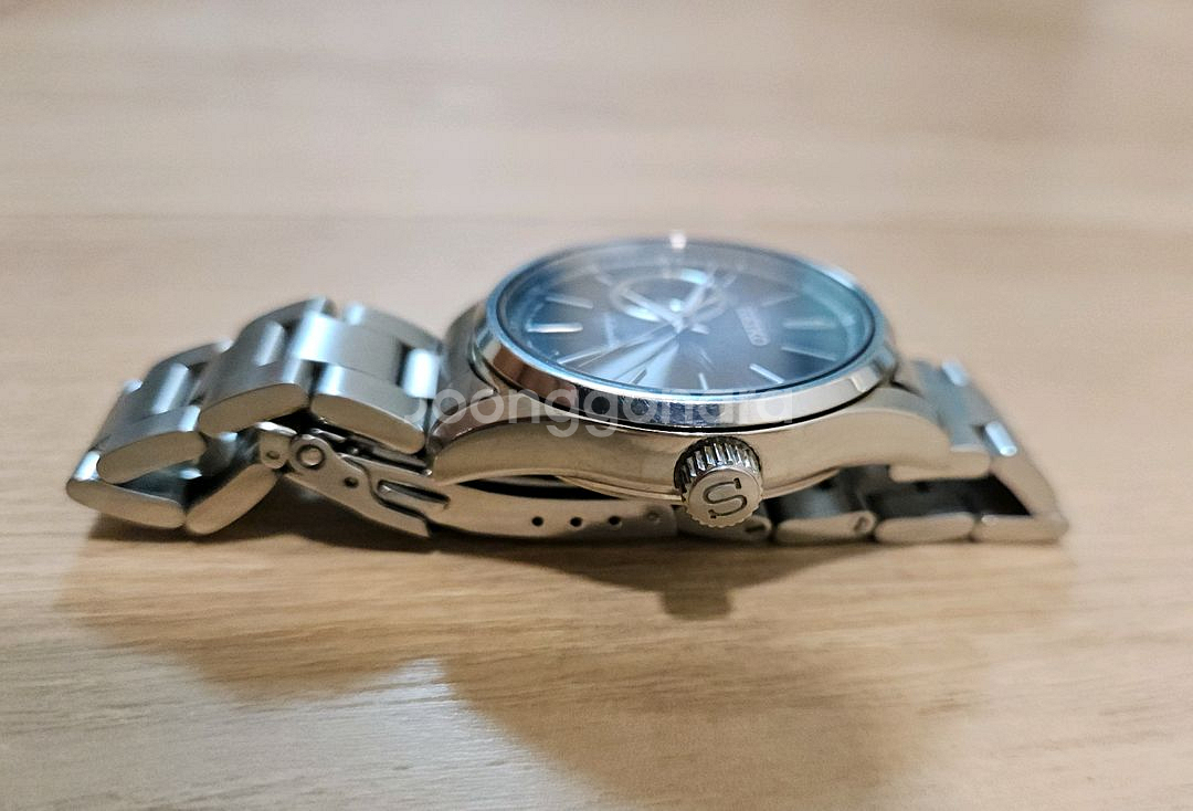 세이코 오픈하트 블랙 손목시계--5