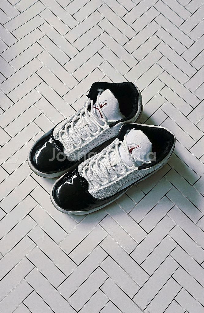 (정품)조던 맥스 아우라2 GS 화이트 짐레드 24.5--4