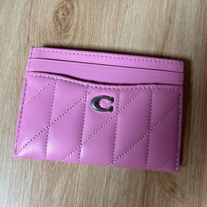 코치 퀼팅 카드지갑 핑크