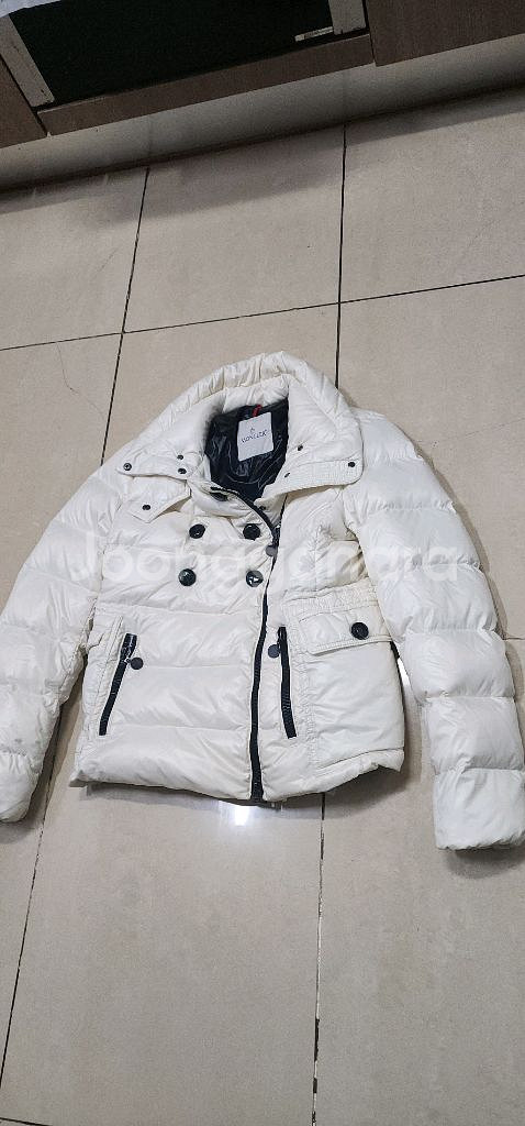 몽클레어 여성패딩 2사이즈--0