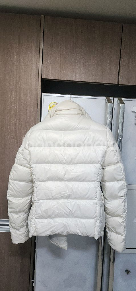 몽클레어 여성패딩 2사이즈--4