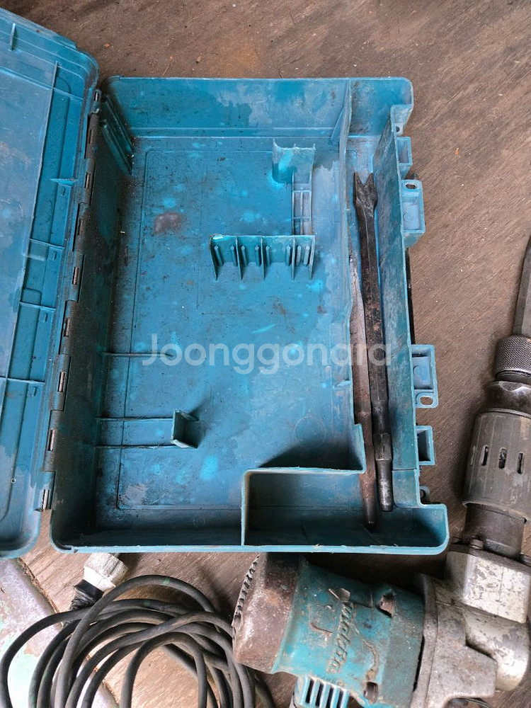 마끼다 함마드릴--2