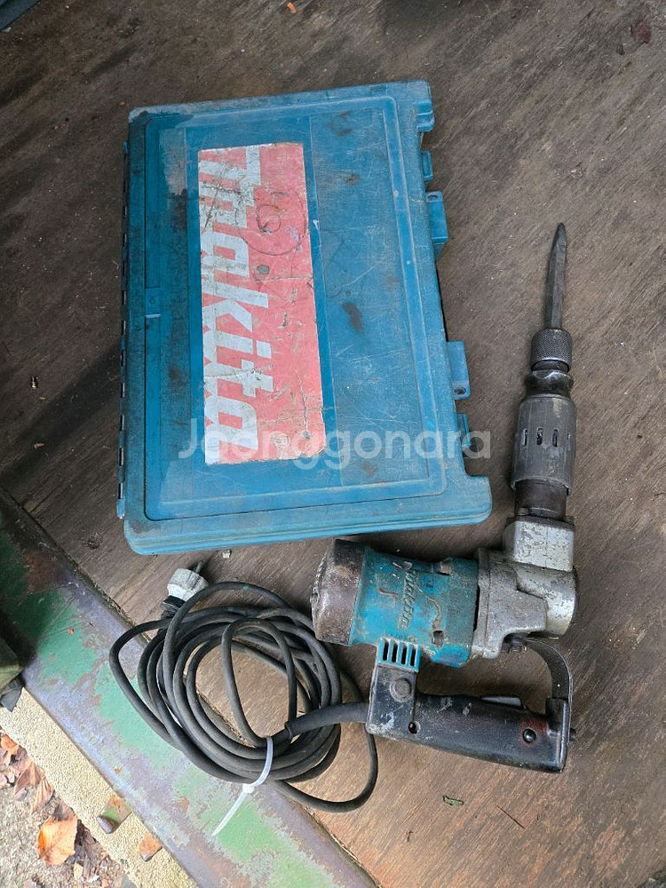 마끼다 함마드릴--3