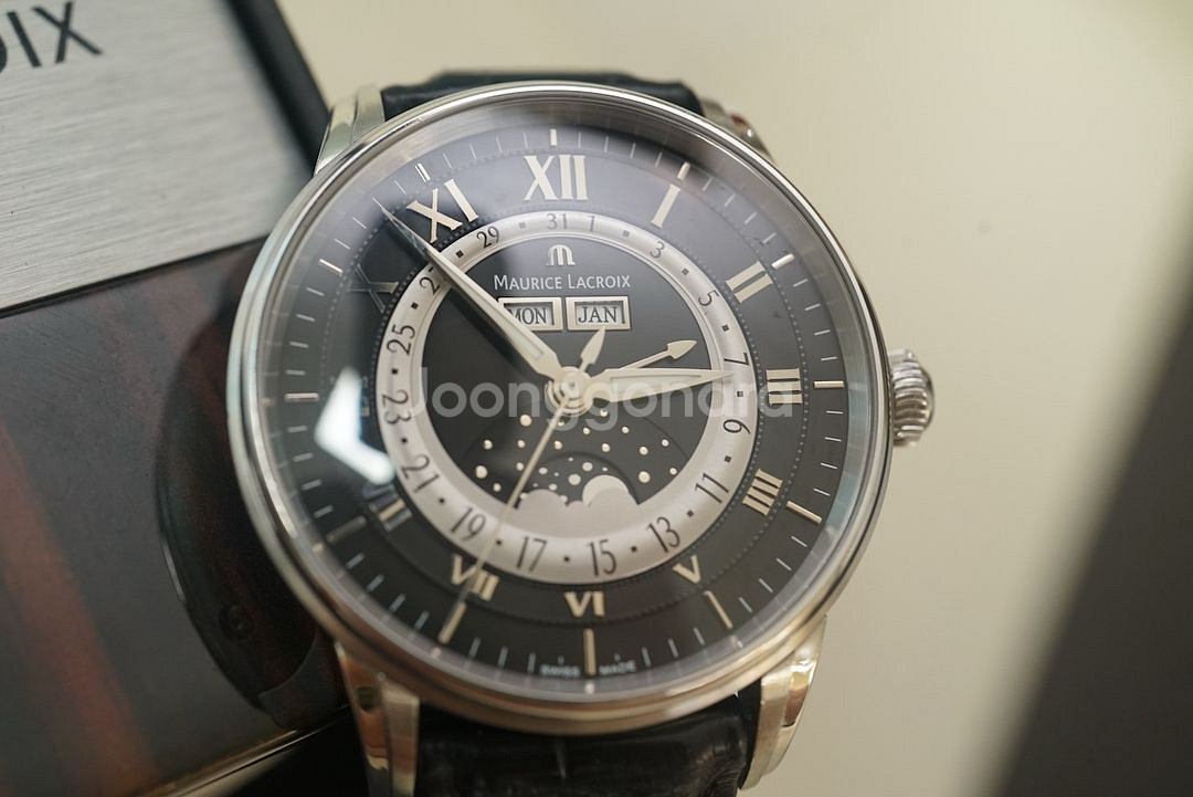 오메가 드빌 18k 콤비/모리스 라끄로와 문페이즈--5