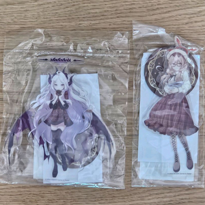 [미개봉] 블루아카이브 아크릴스탠드+캔뱃지 세트