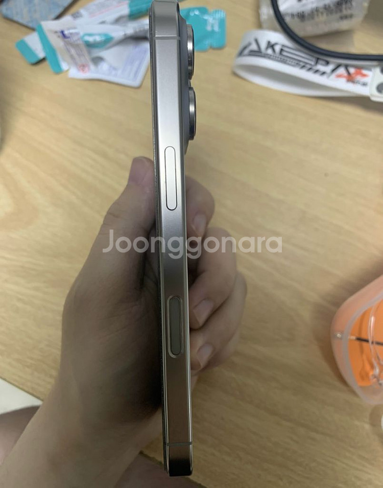 아이폰 16 프로 내추럴티타늄 128gb 자급제--7