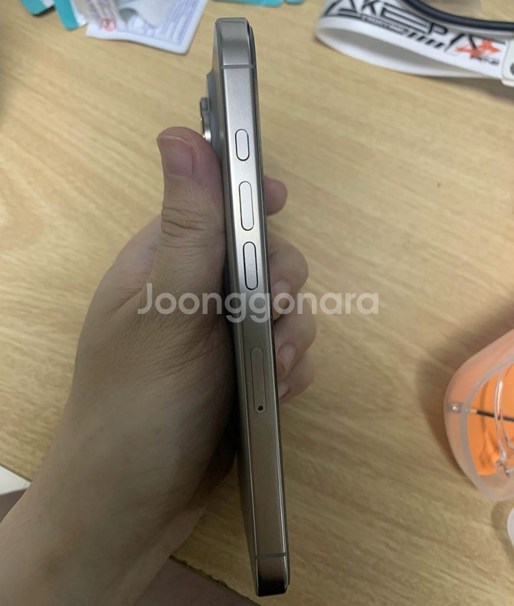 아이폰 16 프로 내추럴티타늄 128gb 자급제--6
