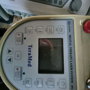 테라메드 레이저치료기